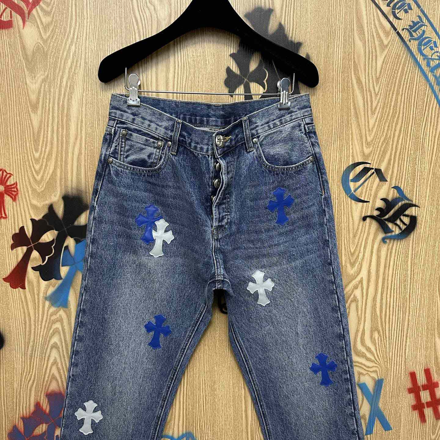 Chrome Hearts  Jeans  - DesignerGu