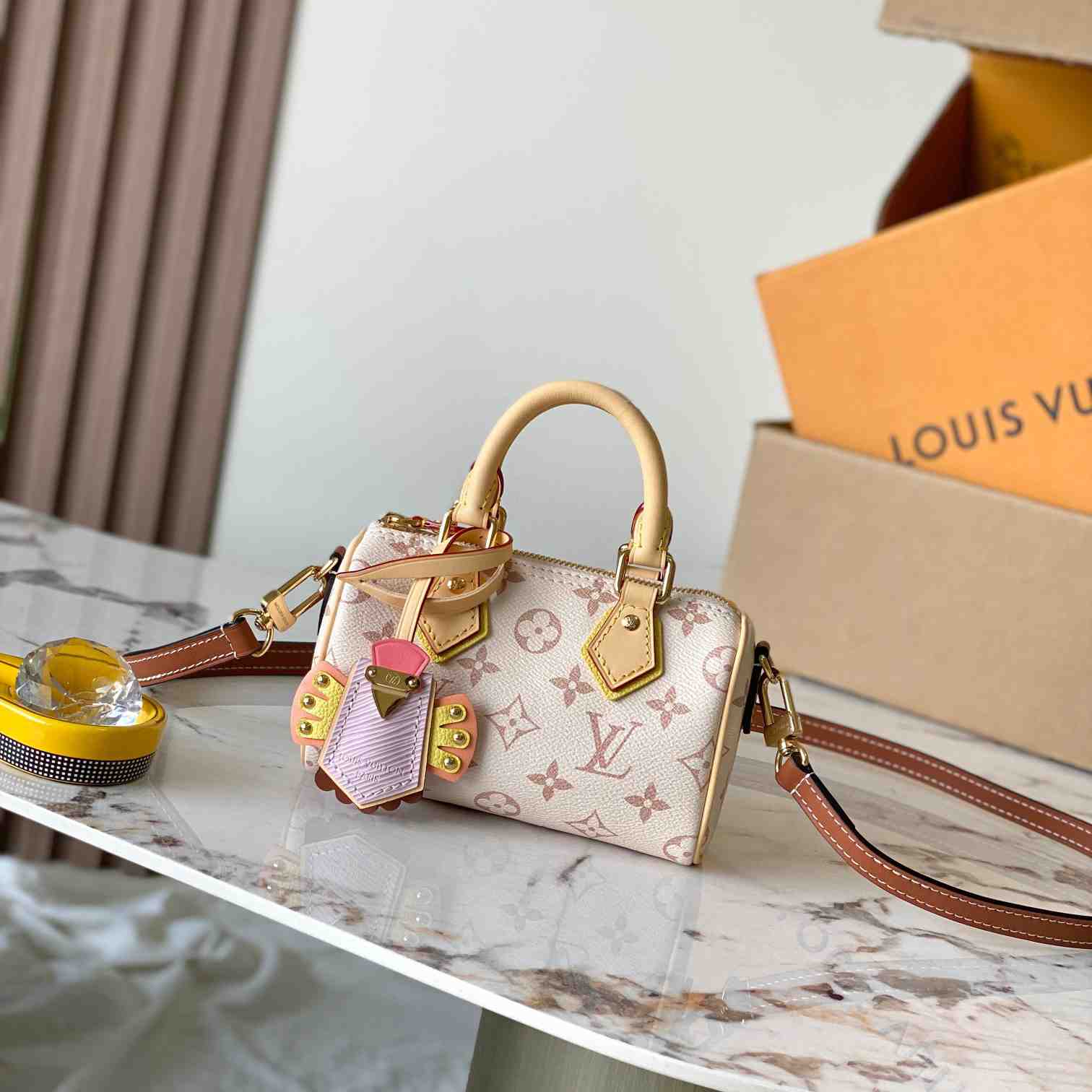 Louis Vuitton Nano Speedy M29781 - DesignerGu