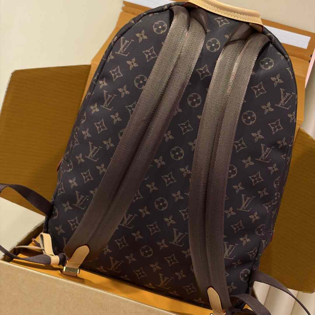 Louis Vuitton Track Backpack MM Louis Vuitton Silk Tech M2A456 - DesignerGu