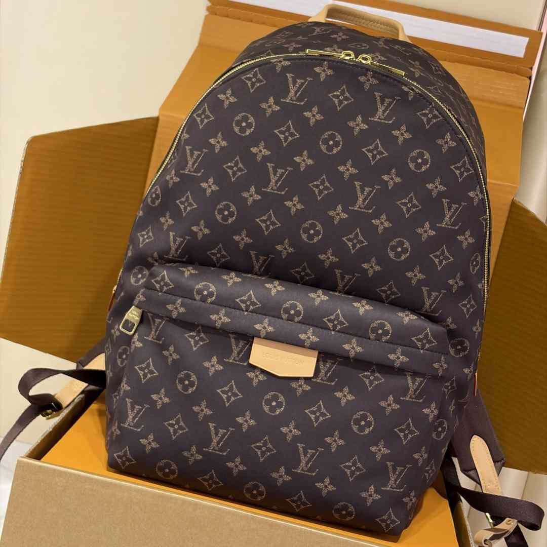 Louis Vuitton Track Backpack MM Louis Vuitton Silk Tech M2A456 - DesignerGu