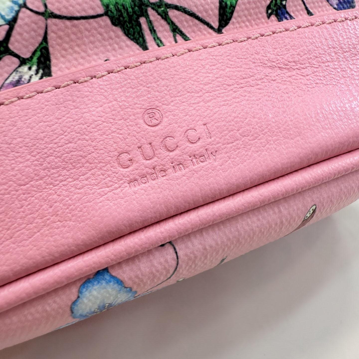 Gucci Venice Small Bucket Bag A002GW - DesignerGu