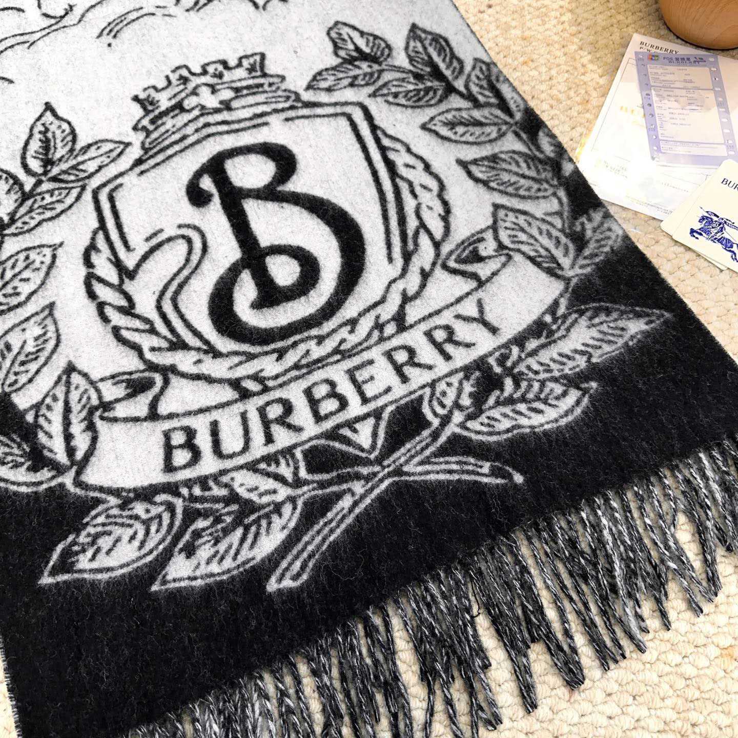 Burberry Wide Reversible Stormy Knight Scarf - DesignerGu