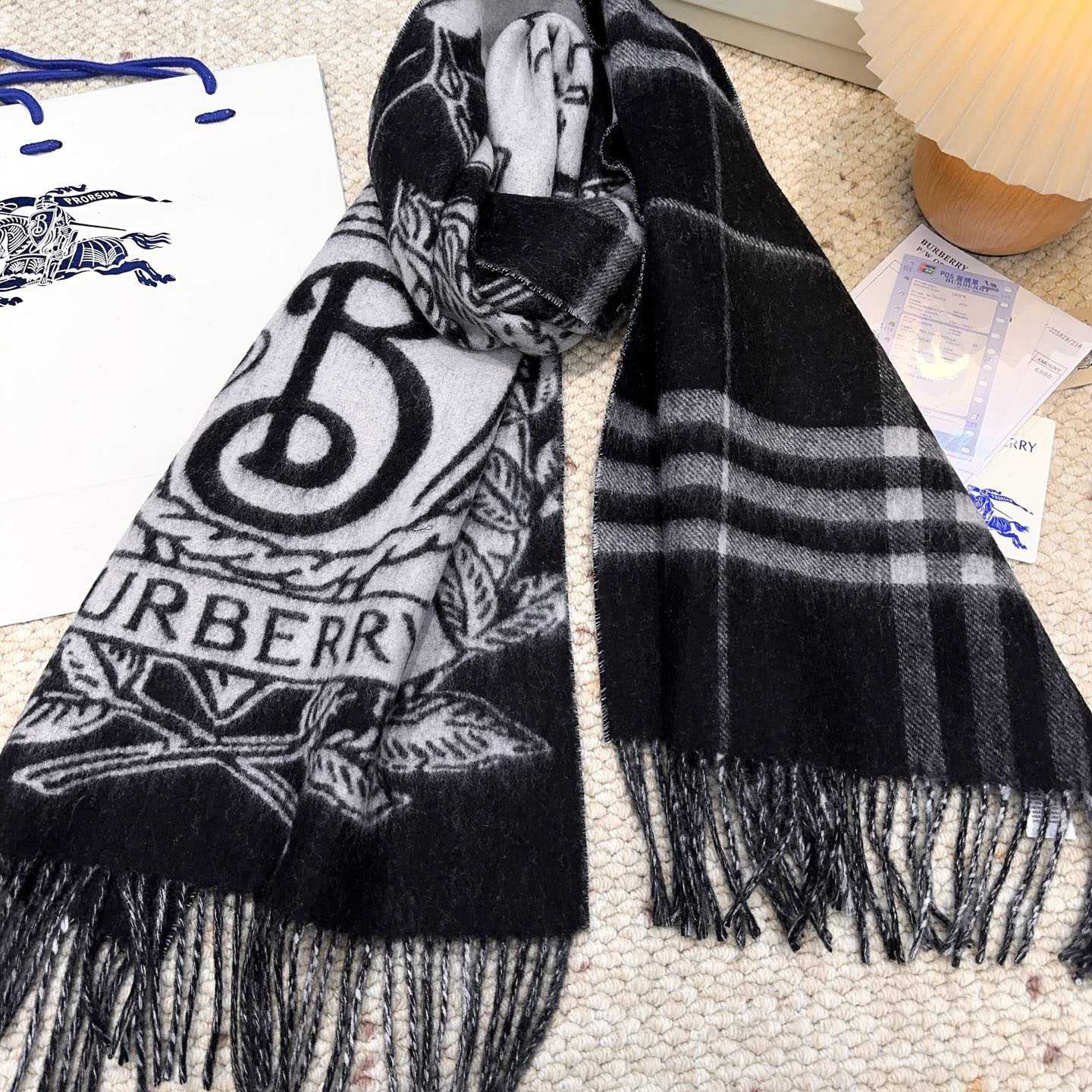 Burberry Wide Reversible Stormy Knight Scarf - DesignerGu