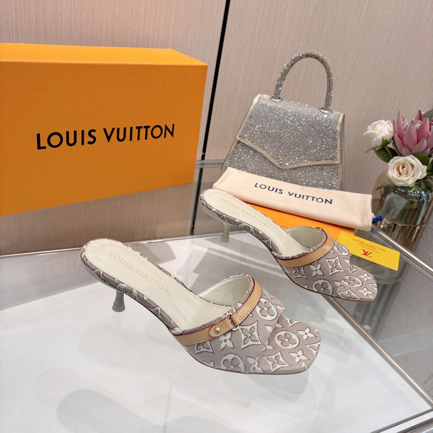 Louis Vuitton 6AM Mule 1AKJCK - DesignerGu