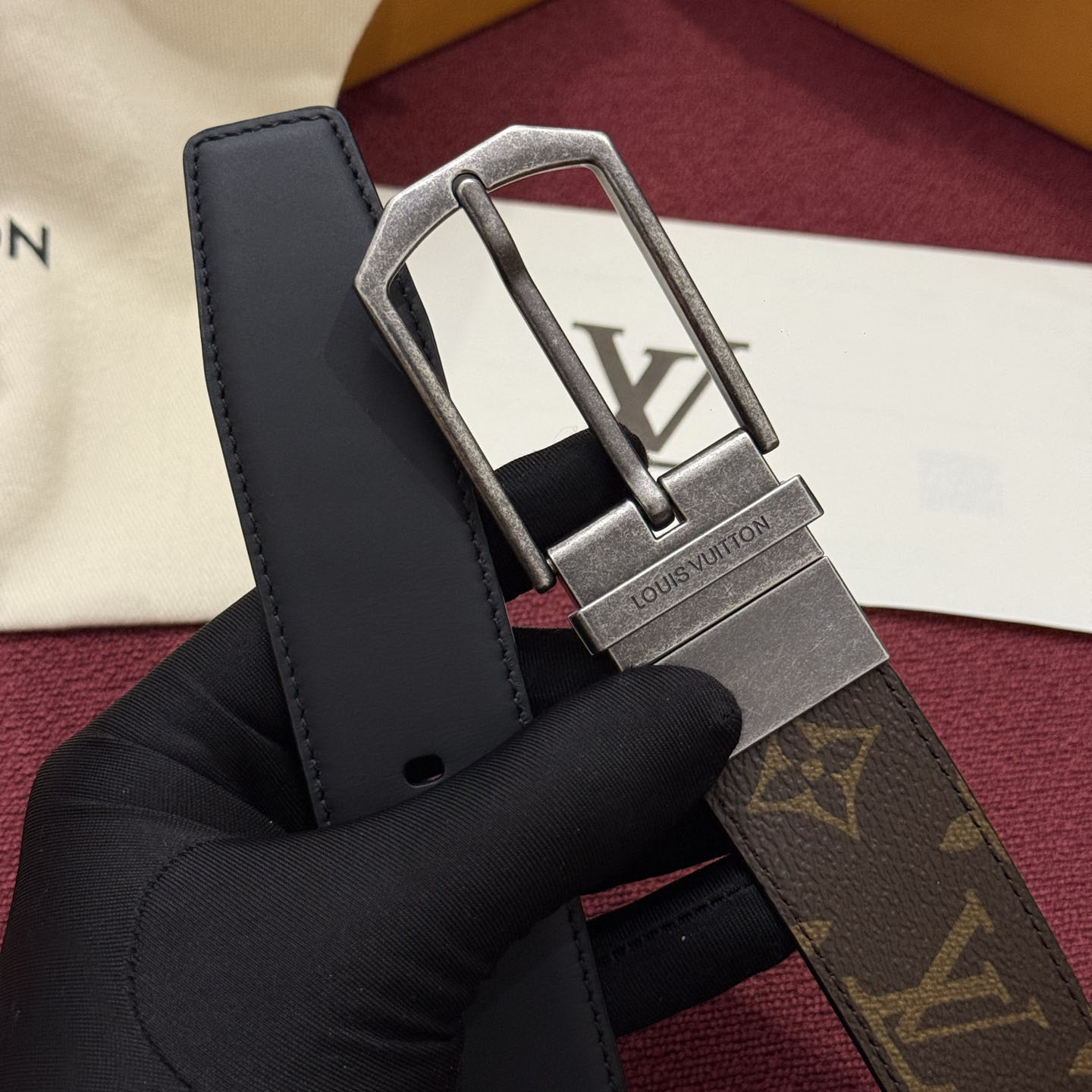 Louis Vuitton Slender 35mm Reversible Belt  - DesignerGu