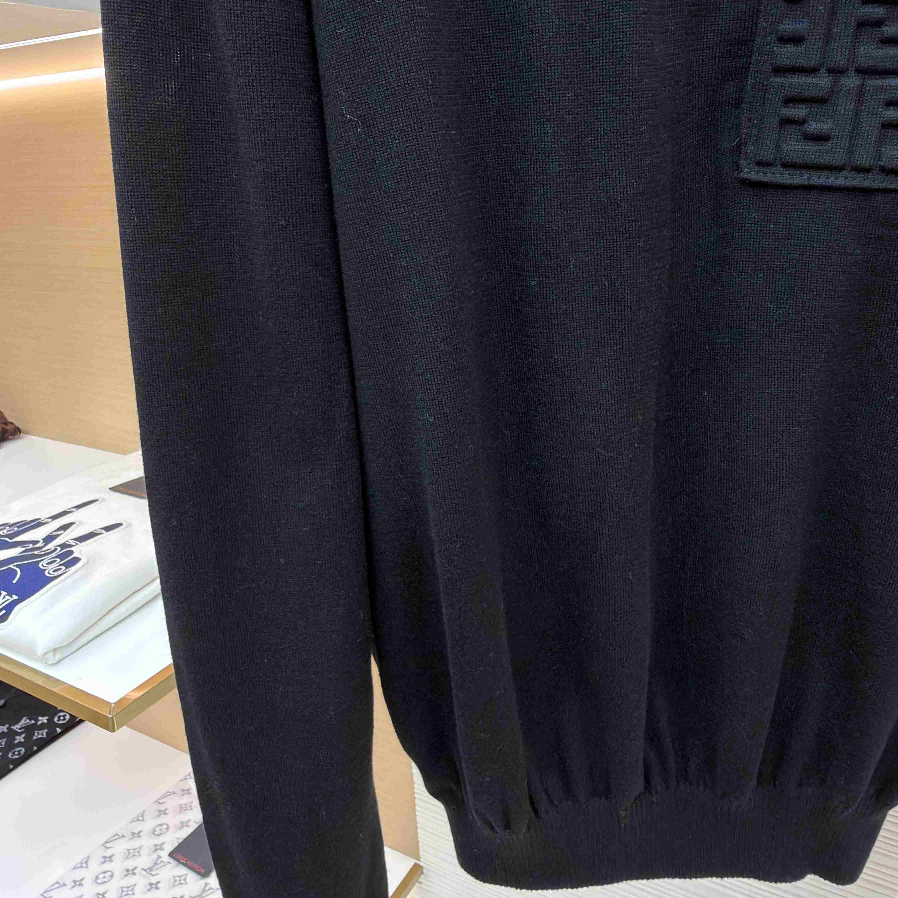 Fendi Logo-Patch Pocket Sweater - DesignerGu