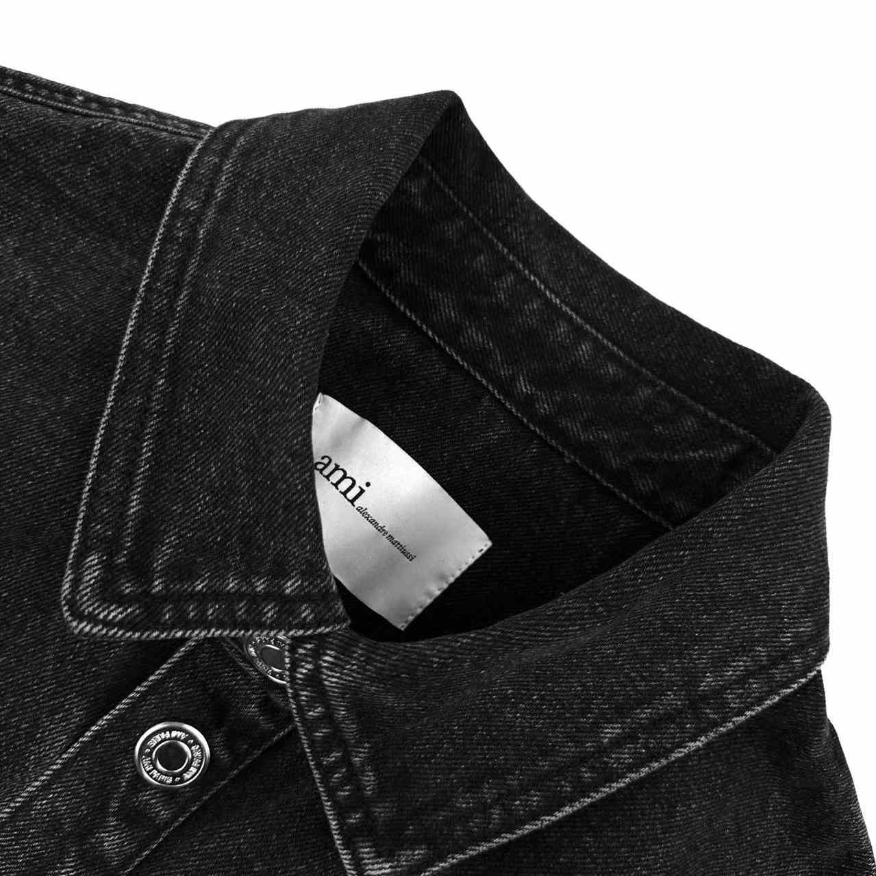 AMI Paris Overshirt With Knitted Ami De Coeur - DesignerGu