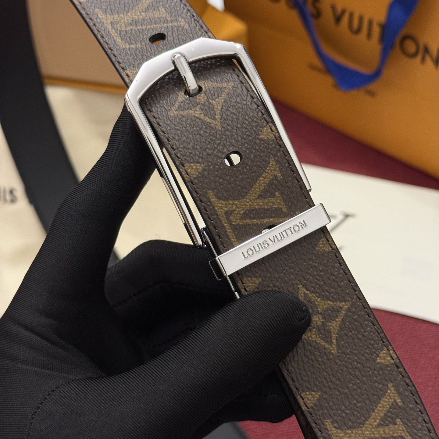 Louis Vuitton Slender 35mm Reversible Belt  - DesignerGu