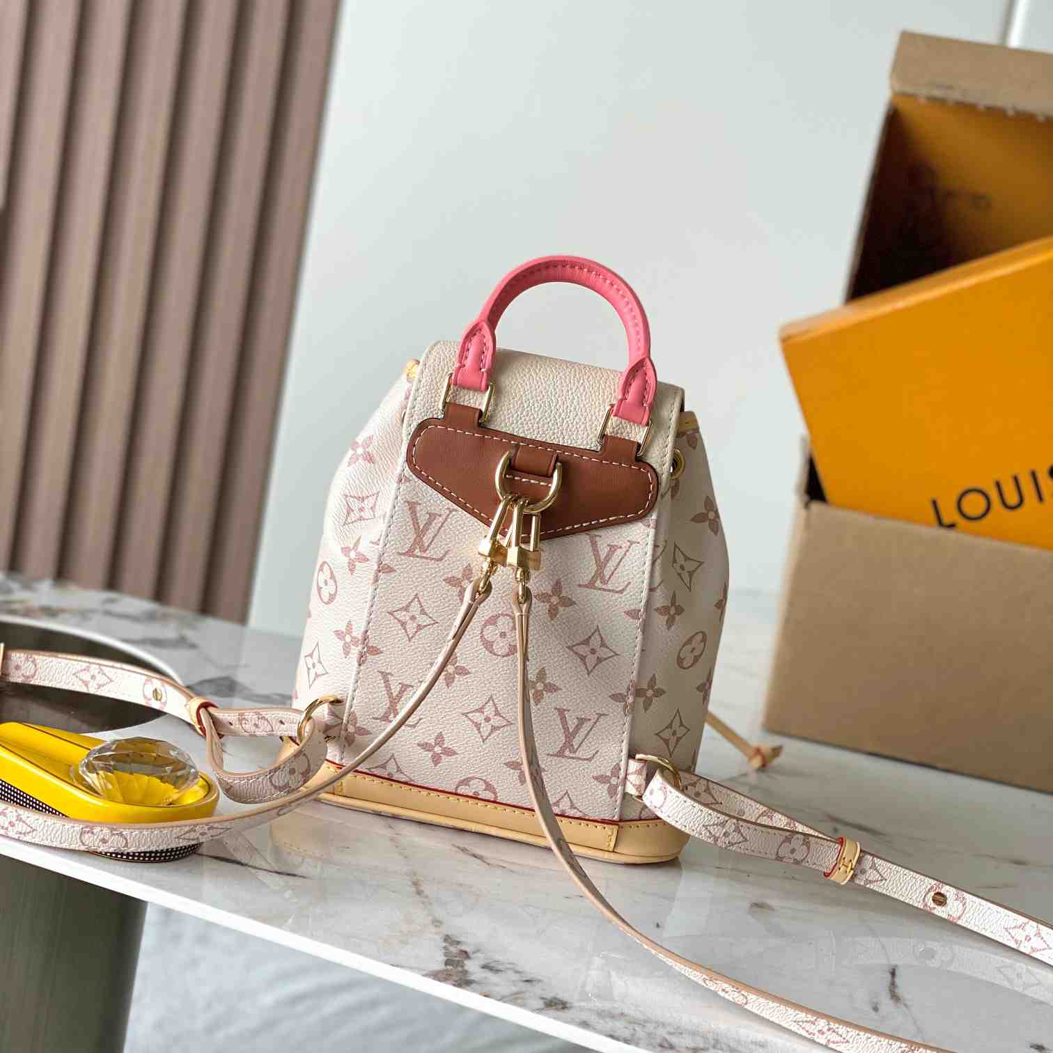 Louis Vuitton Montsouris Mini M2A079 - DesignerGu