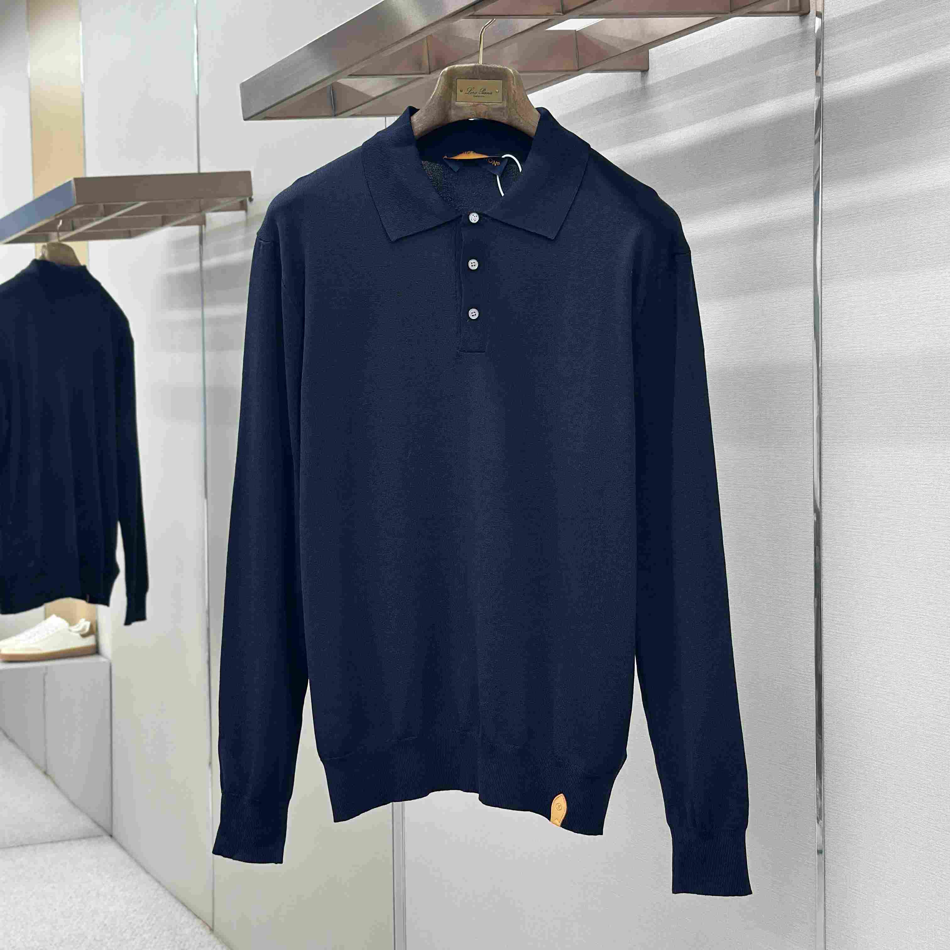 Louis Vuitton Wool-Silk Blend Long-Sleeved Polo Shirt 1AJSO7 - DesignerGu