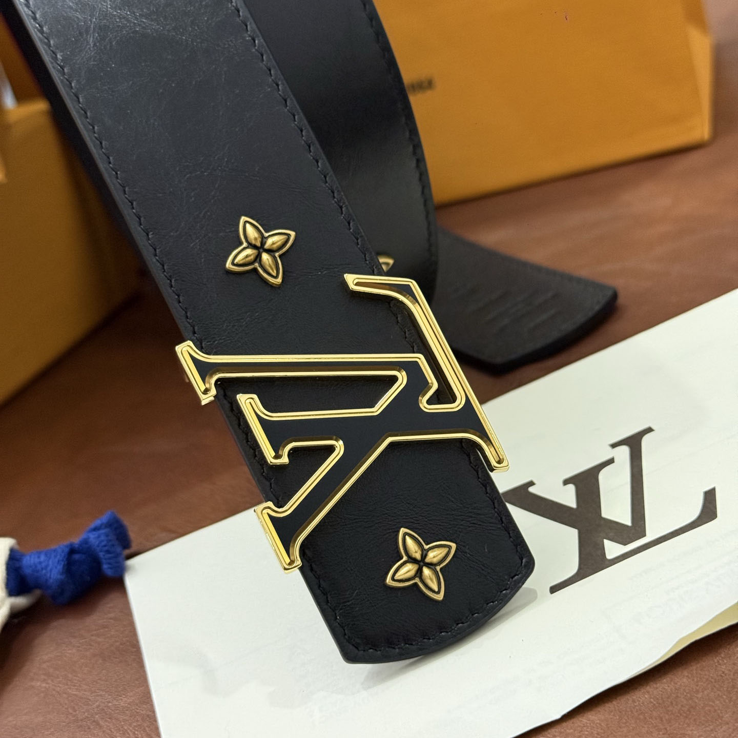 Louis Vuitton LV Dimension Drift Flower Studs 40mm Reversible Belt - DesignerGu