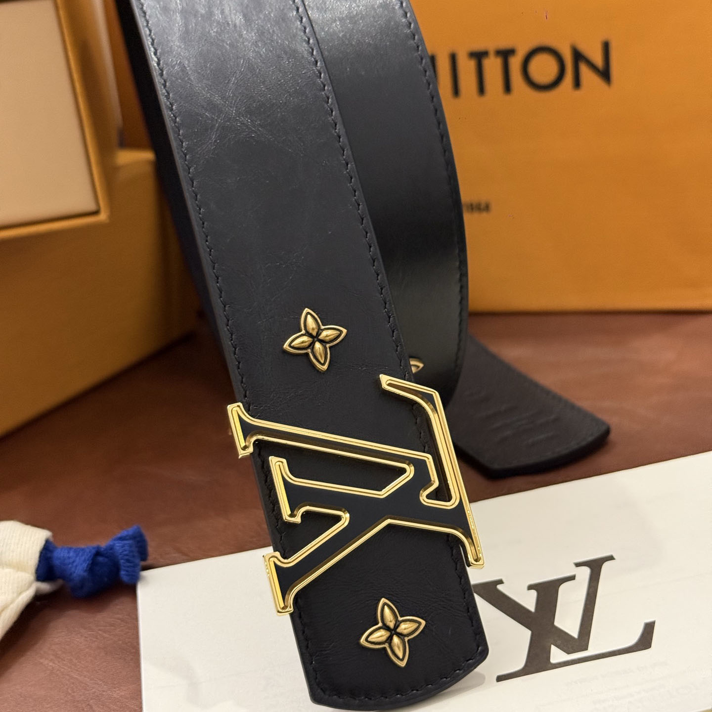 Louis Vuitton LV Dimension Drift Flower Studs 40mm Reversible Belt - DesignerGu