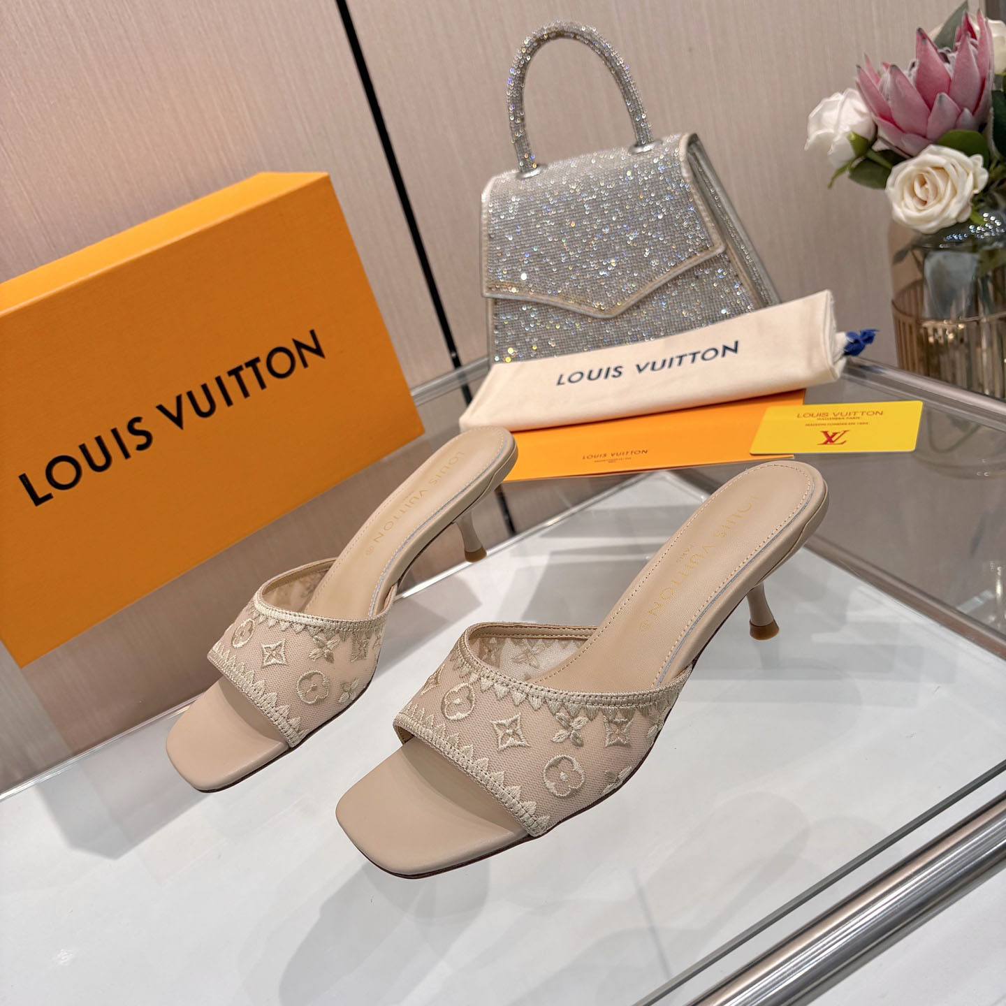 Louis Vuitton 6AM Mule - DesignerGu