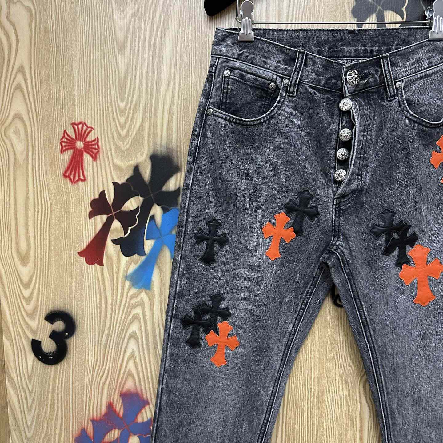 Chrome Hearts  Jeans  - DesignerGu