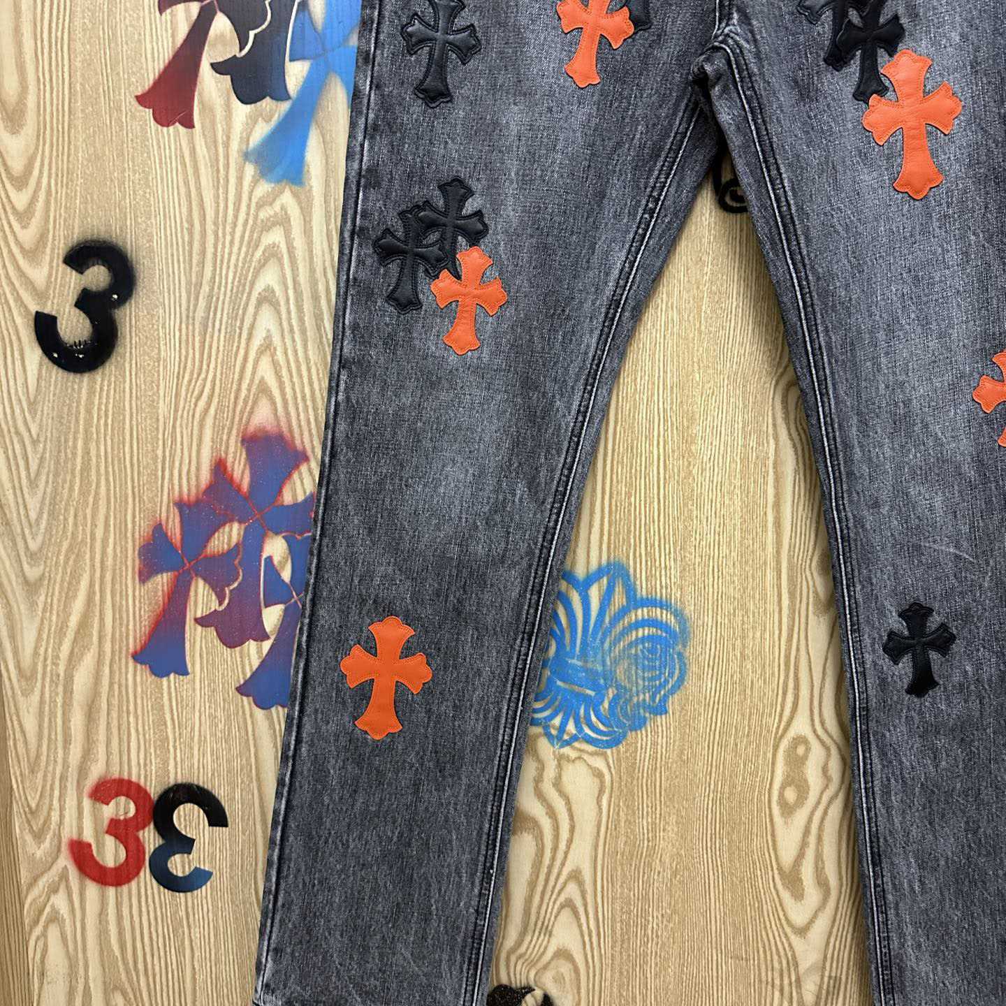 Chrome Hearts  Jeans  - DesignerGu
