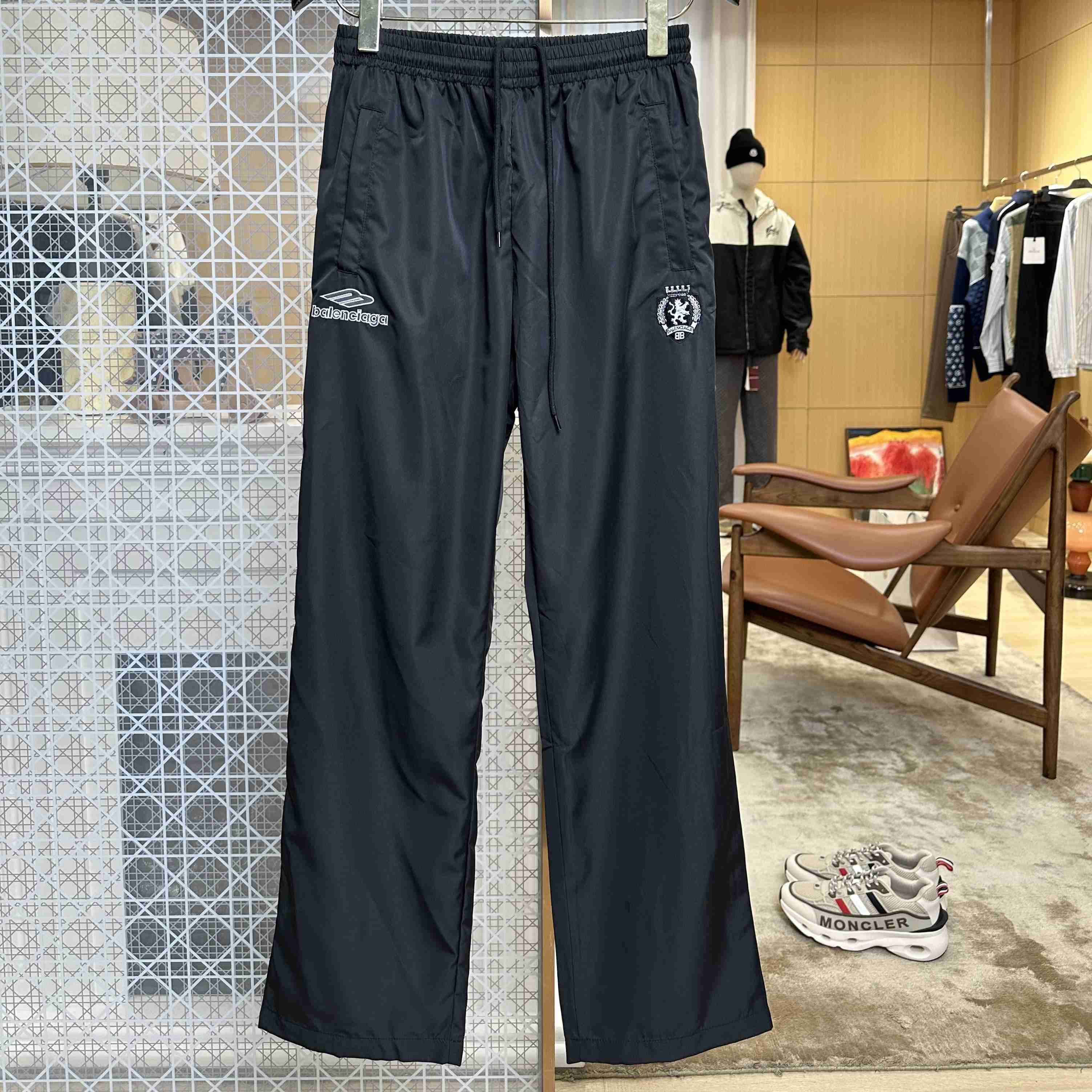 Balenciaga 3b Football Tracksuit Pants In Black - DesignerGu