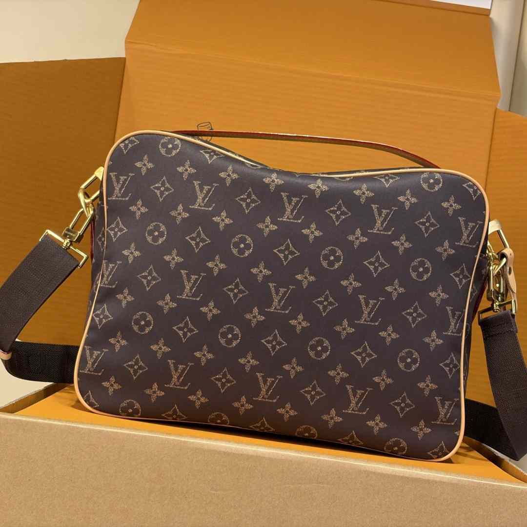 Louis Vuitton Nil XL Louis Vuitton Silk Tech - DesignerGu