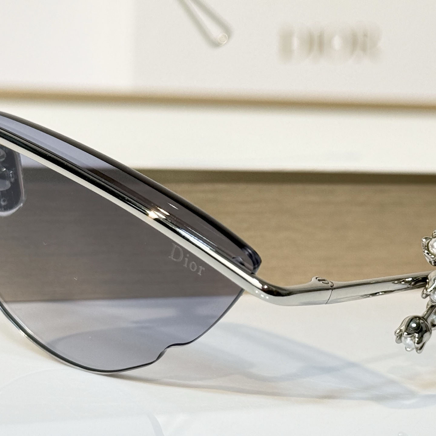 Dior Tribales B1U Sunglasses - DesignerGu
