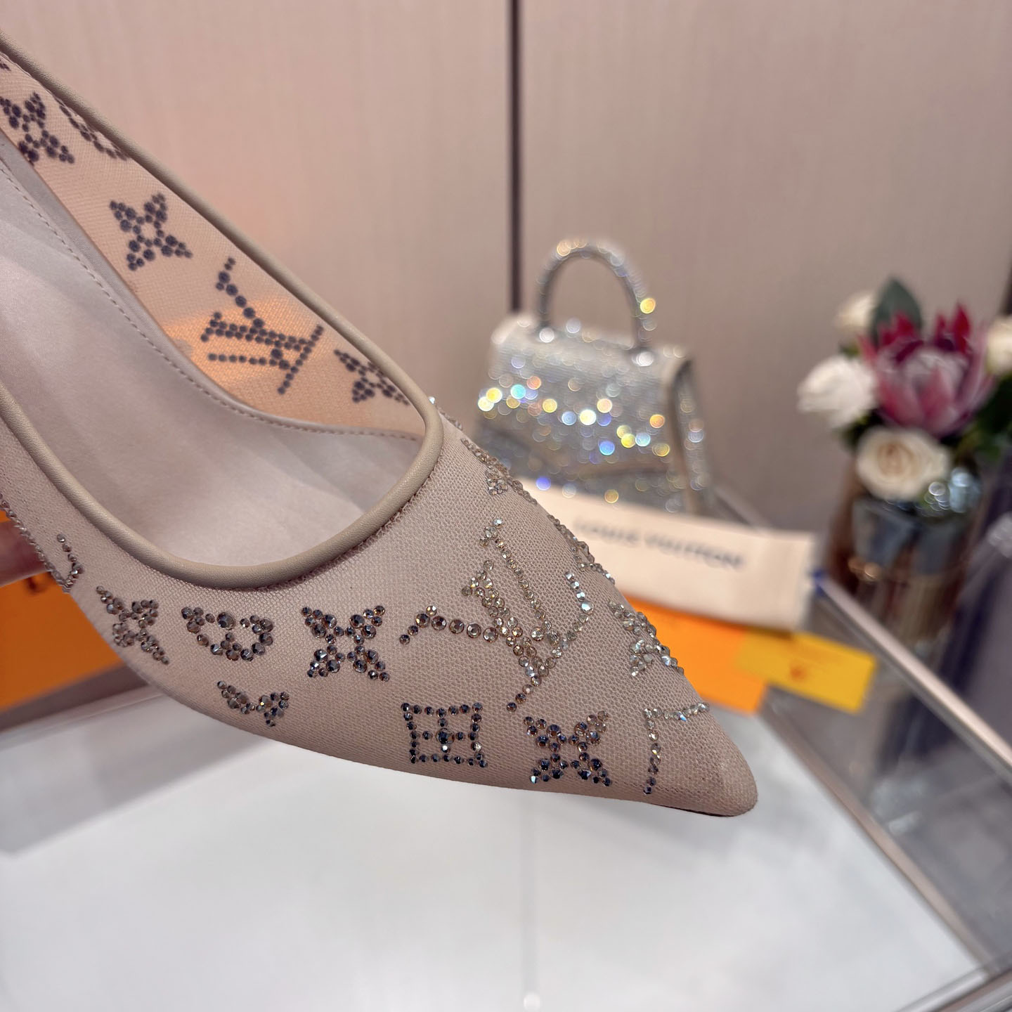 Louis Vuitton Gala Pump 1AIELK - DesignerGu