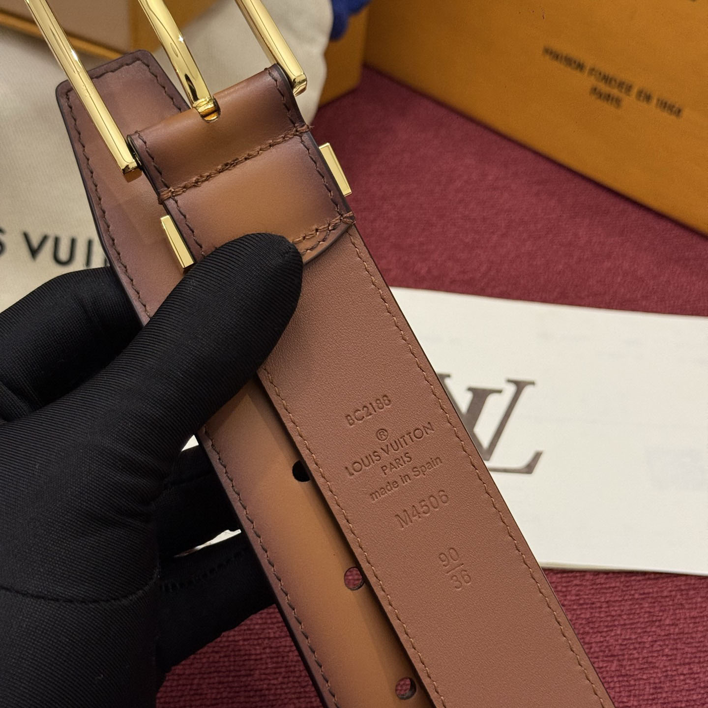 Louis Vuitton Pont Neuf Patinated 35mm Belt - DesignerGu