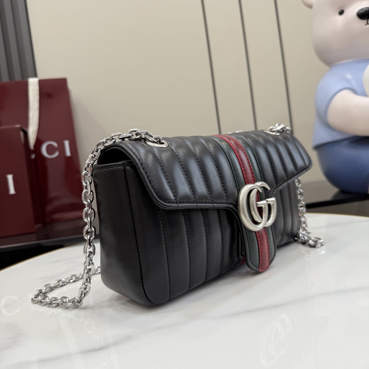 Gucci Jetset GG Marmont Medium Shoulder Bag A005XW - DesignerGu