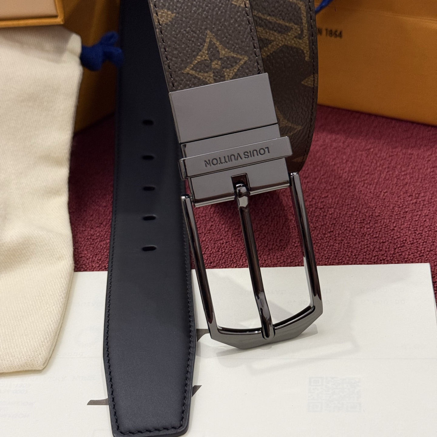 Louis Vuitton Slender 35mm Reversible Belt  - DesignerGu