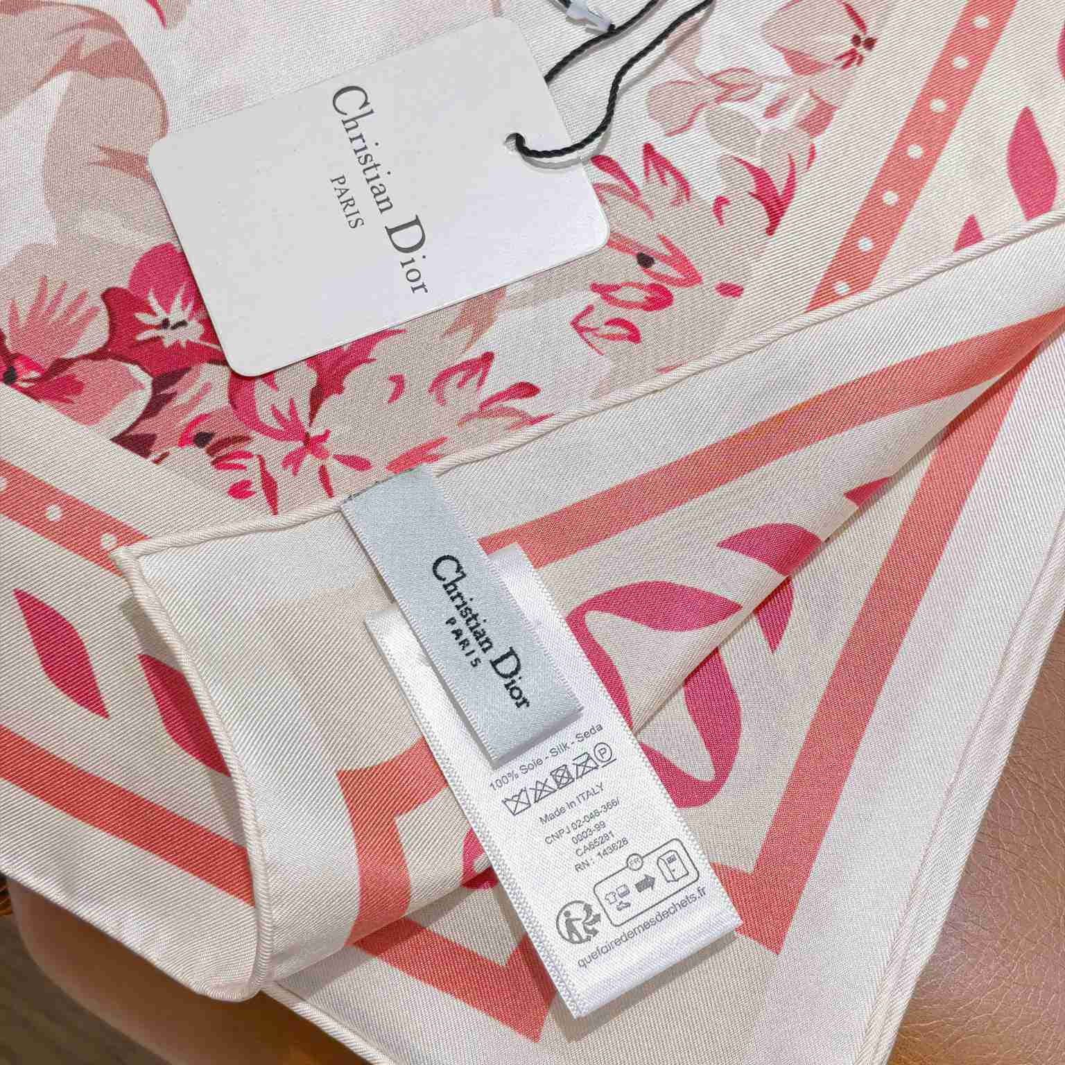 Dior Lilac Bouquet 90 Square Scarf - DesignerGu