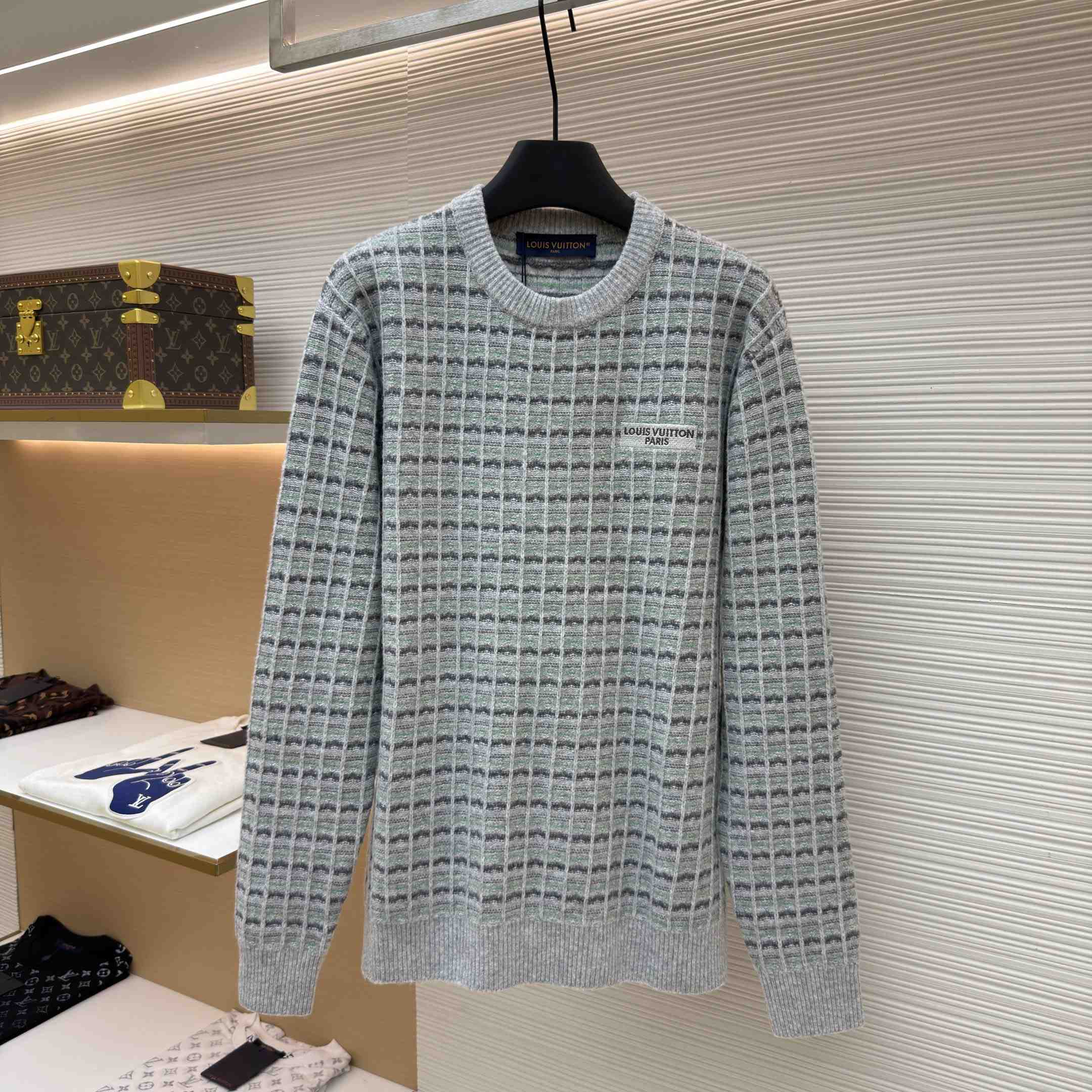 Louis Vuitton Signature Pullover 1AKLUD - DesignerGu
