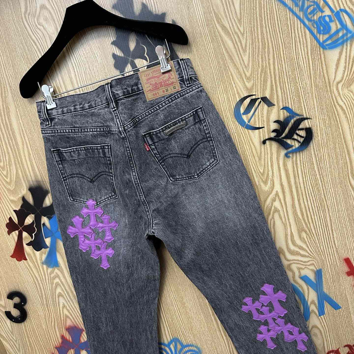 Chrome Hearts  Jeans  - DesignerGu