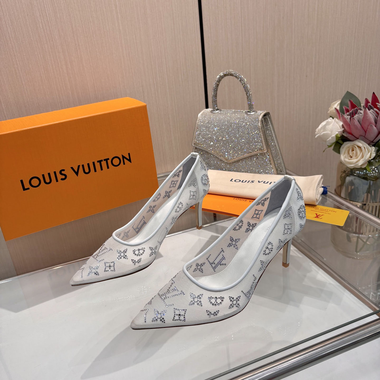 Louis Vuitton Gala Pump 1AK2E1 - DesignerGu