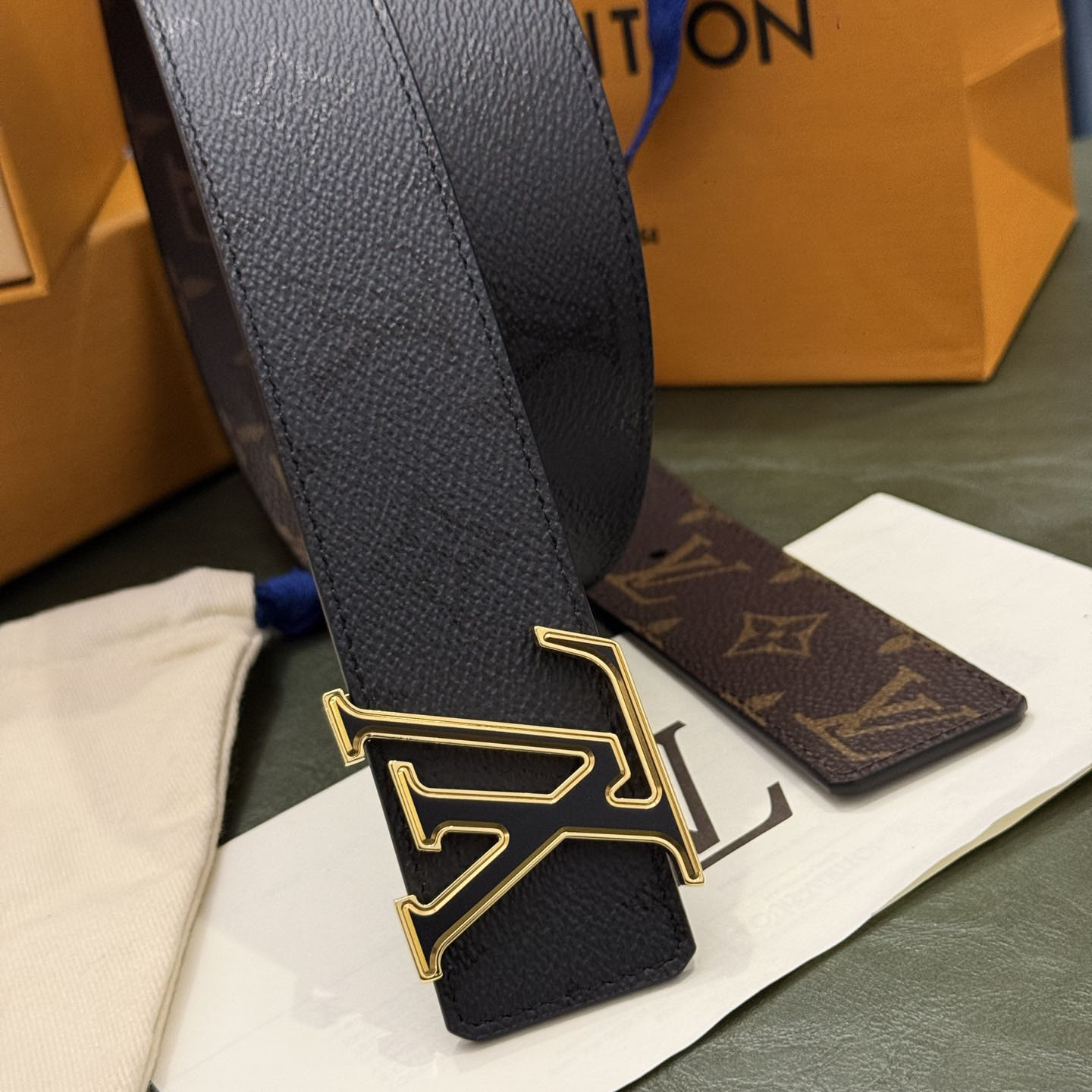 Louis Vuitton LV Initiales Monogram Midnight 40mm Reversible Belt  - DesignerGu
