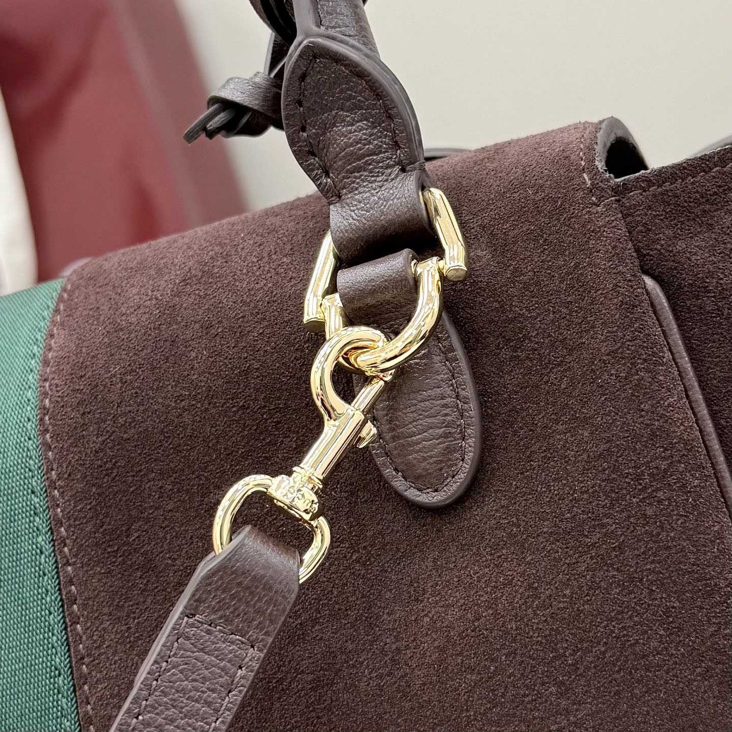 Gucci Paparazzo Medium Top Handle Bag 875018 - DesignerGu