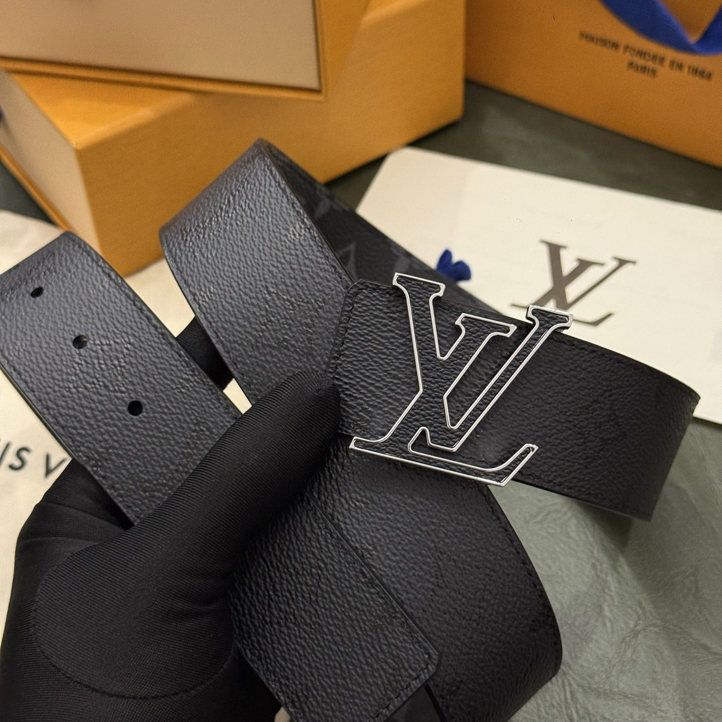 Louis Vuitton LV Initiales Monogram Midnight 40mm Reversible Belt  - DesignerGu