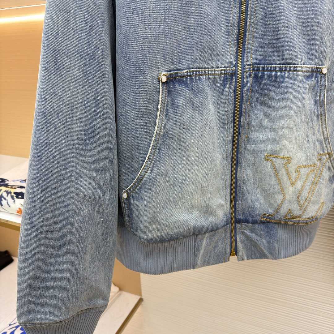 Louis Vuitton Hooded Workwear Denim Blouson 1AJBAR - DesignerGu