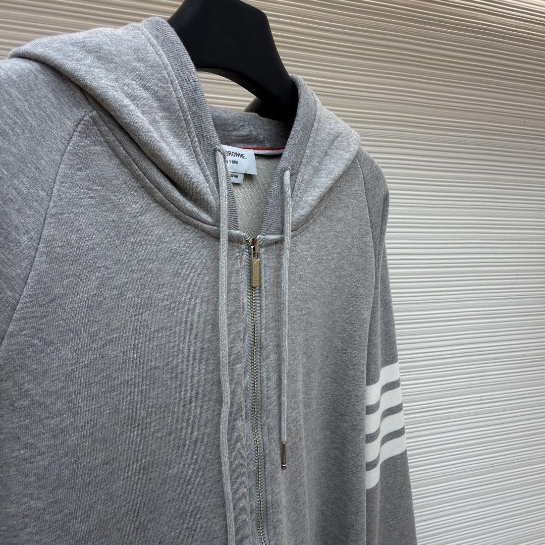 Thom Browne Classic Loopback 4-Bar Zip Up Hoodie - DesignerGu