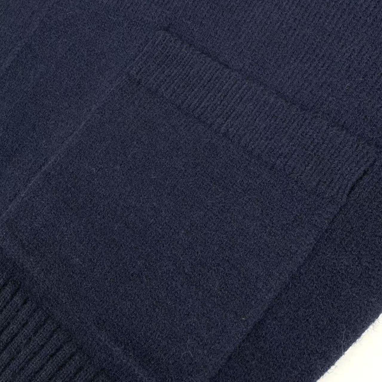 AMI Paris Ami De Coeur Wool Cardigan - DesignerGu