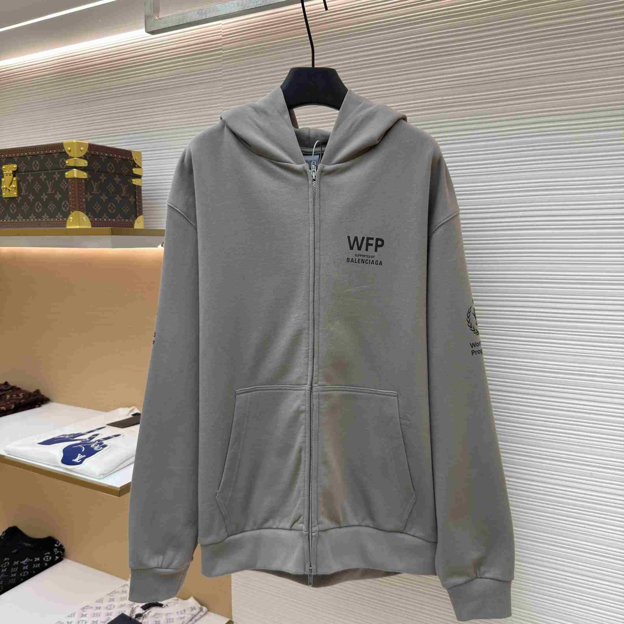Balenciaga Wfp Regular Zip-up Hoodie In Balenciaga Grey - DesignerGu