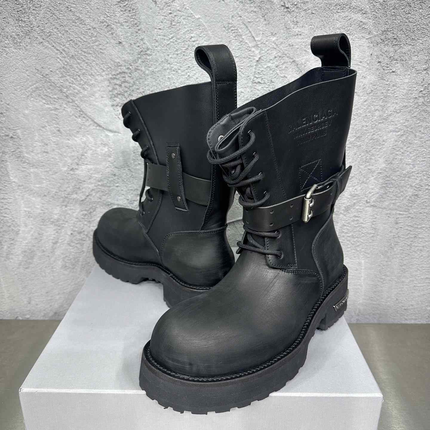 Balenciaga Venom LaceUp Bootie In Black - DesignerGu
