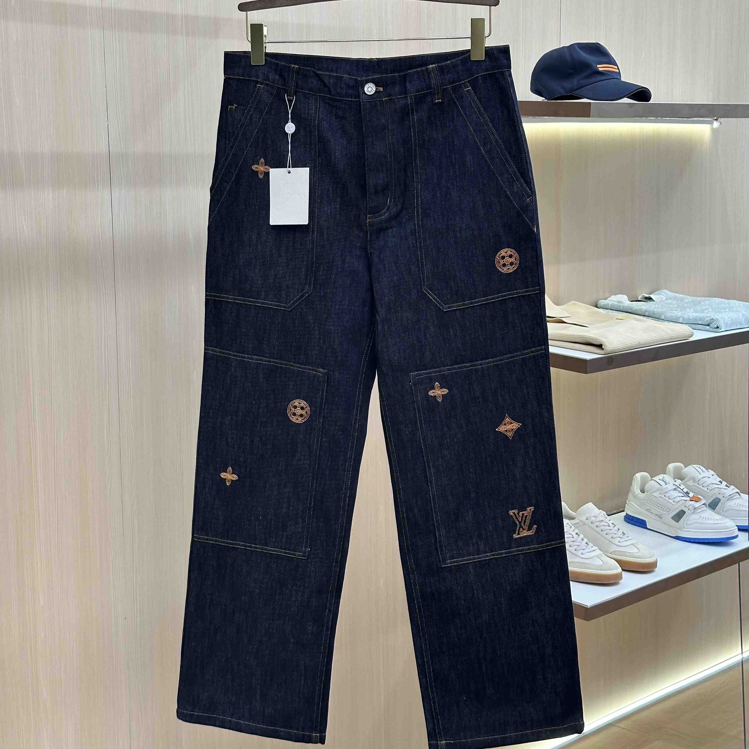 Louis Vuitton Embroidered Signature Denim Pants 1AKLR2 - DesignerGu
