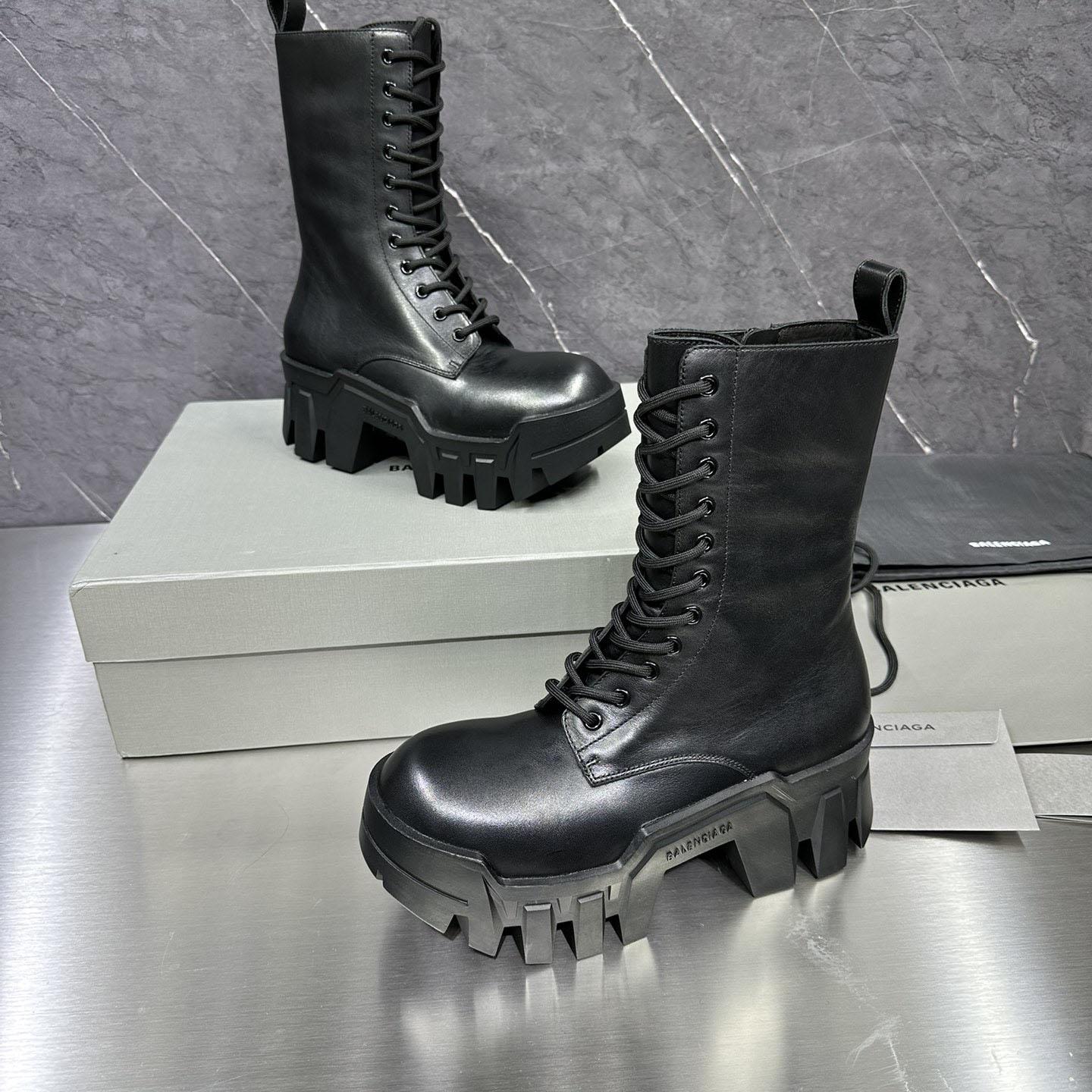 Balenciaga Bulldozer Lace-Up Leather Ankle Boots - DesignerGu