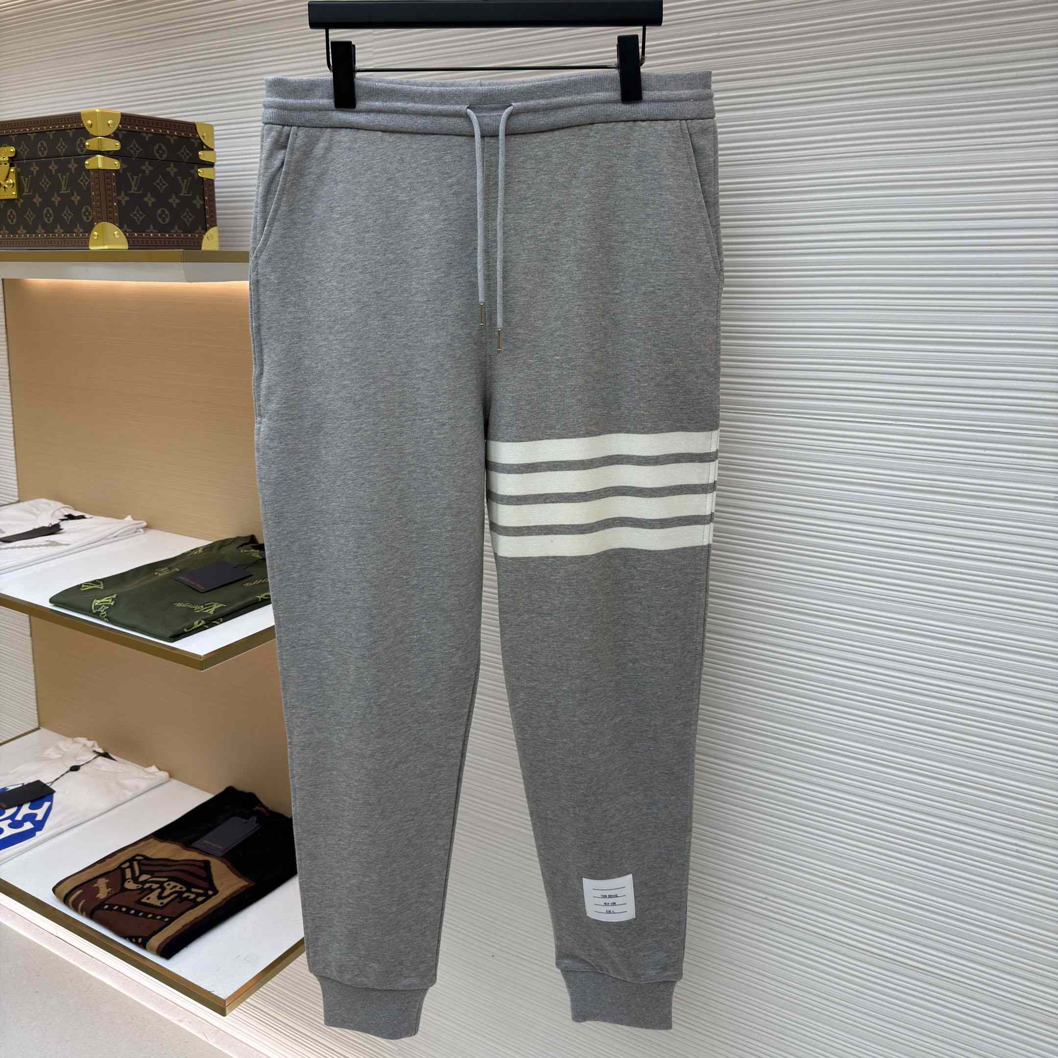 Thom Browne Classic Loopback 4-Bar Sweatpants - DesignerGu