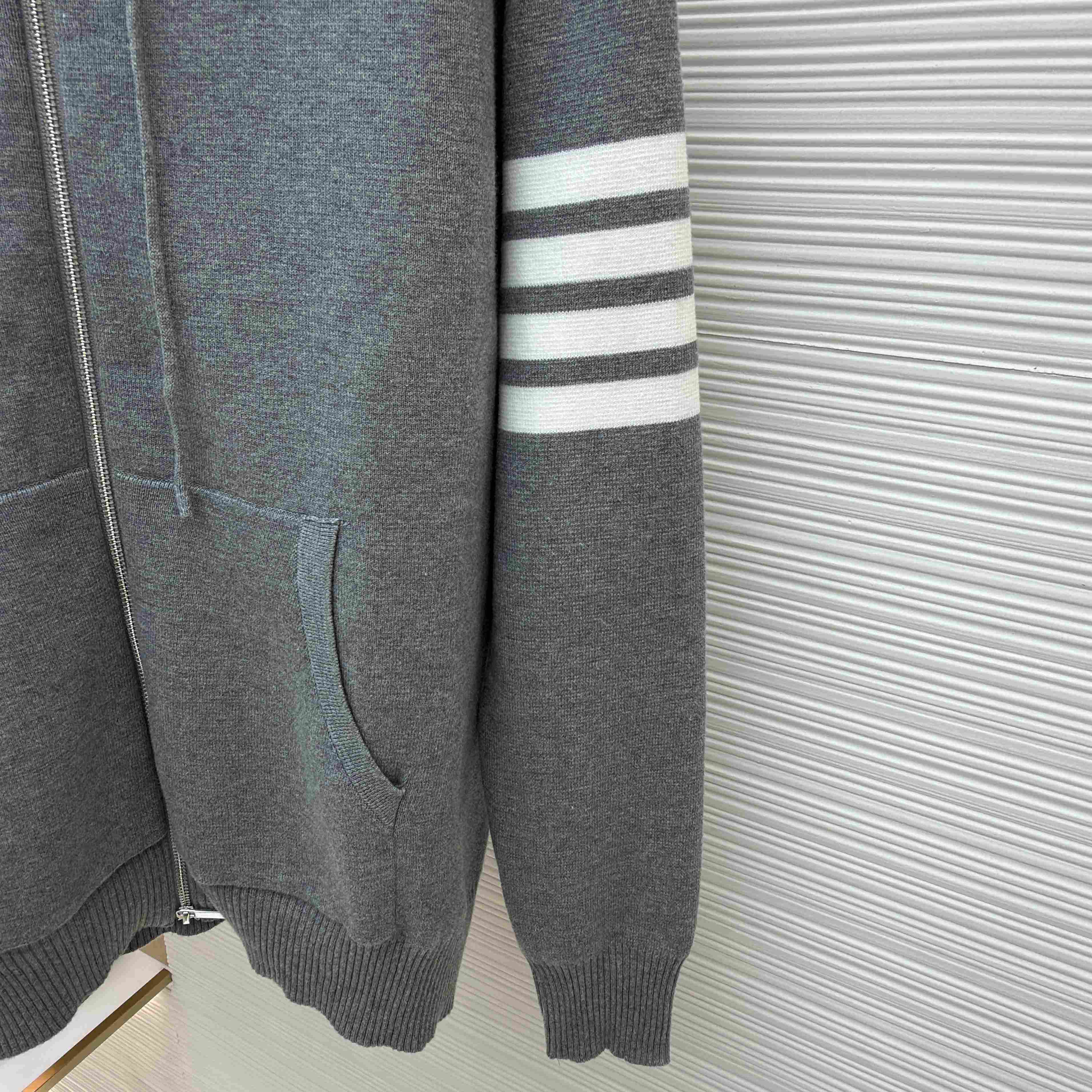 Thom Browne Cotton Ottoman 4-BAR Zip Hoodie - DesignerGu