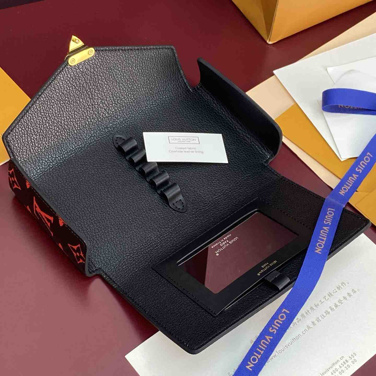 Louis Vuitton Lip & Eye Brush Set Infrarouge LBC011 - DesignerGu