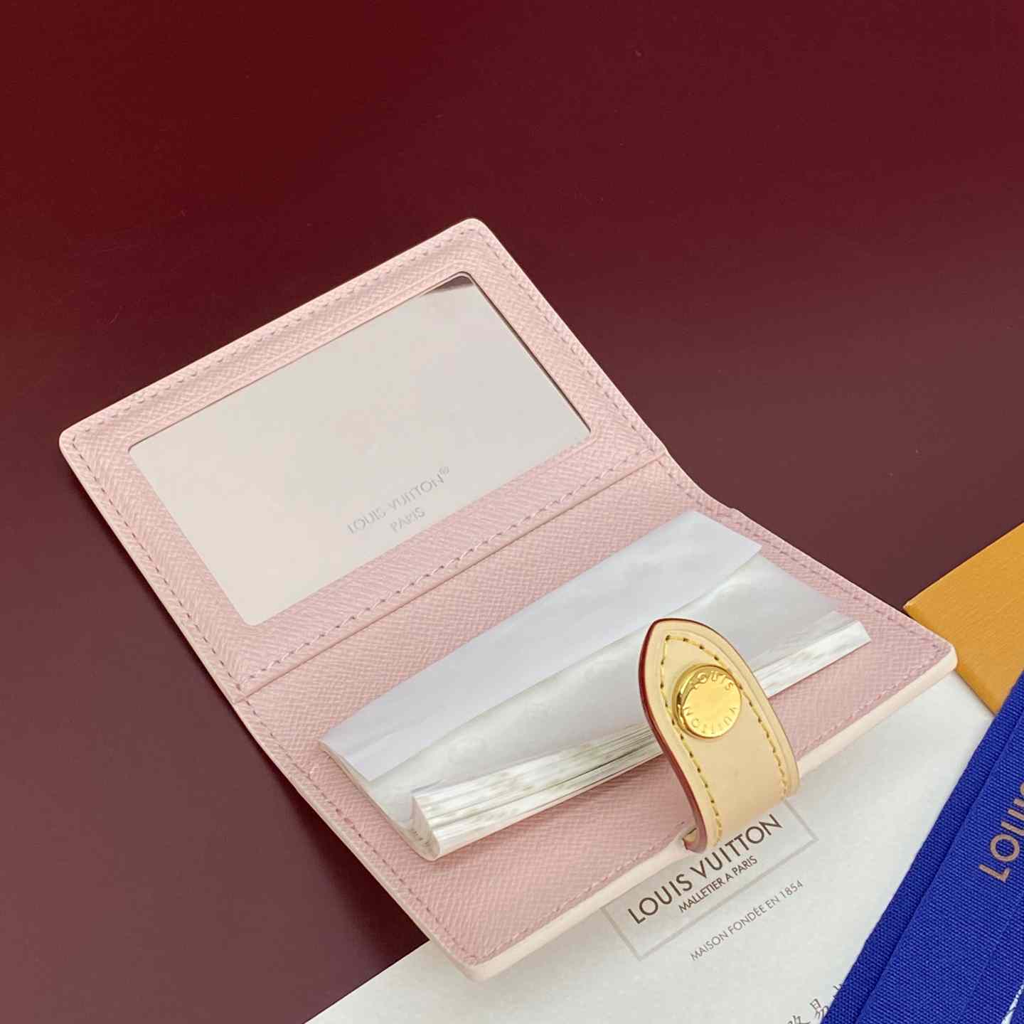 Louis Vuitton Mattifying Paper Case N40948 - DesignerGu