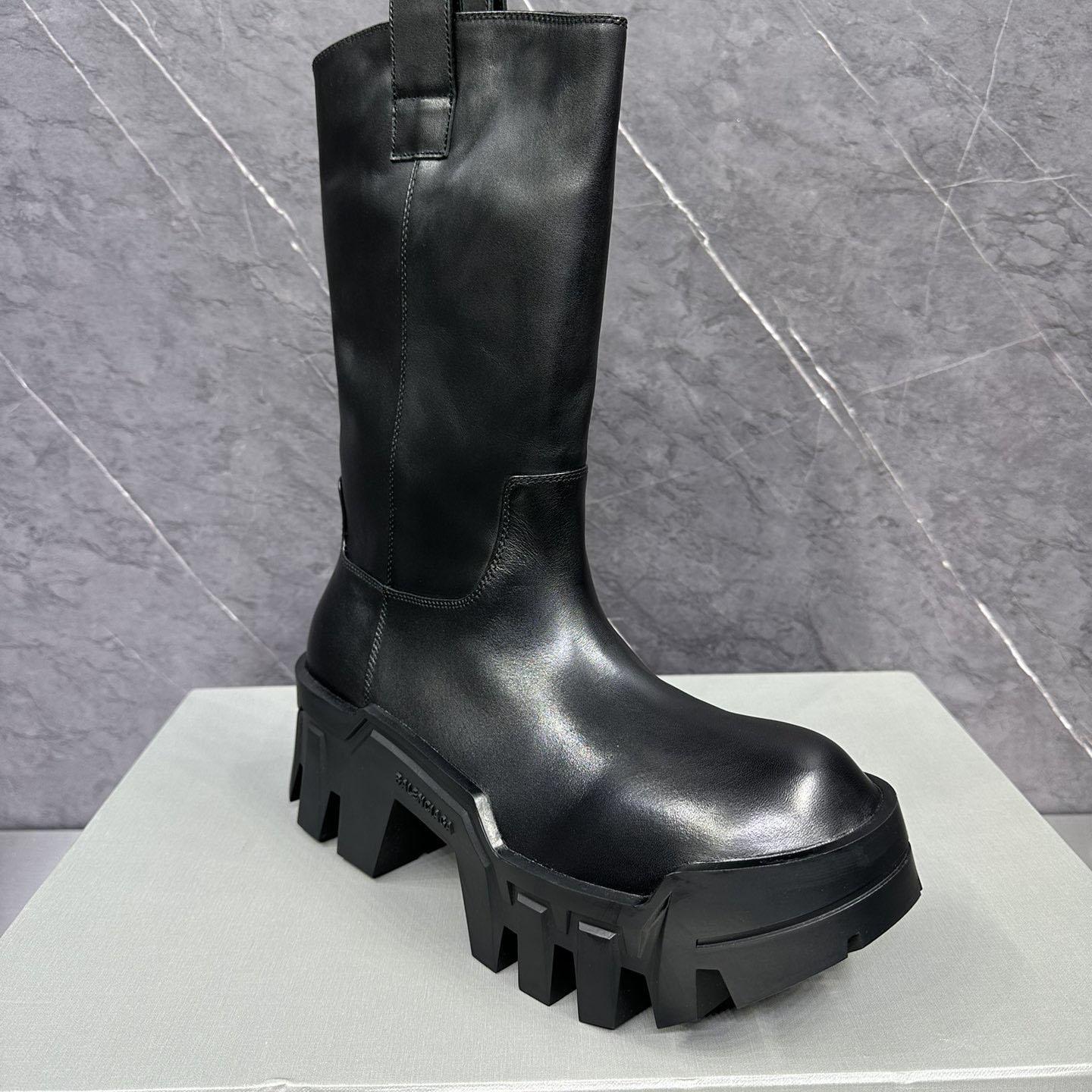 Balenciaga Bulldozer Leather Boots - DesignerGu
