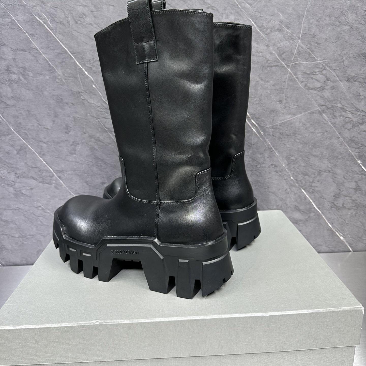 Balenciaga Bulldozer Leather Boots - DesignerGu