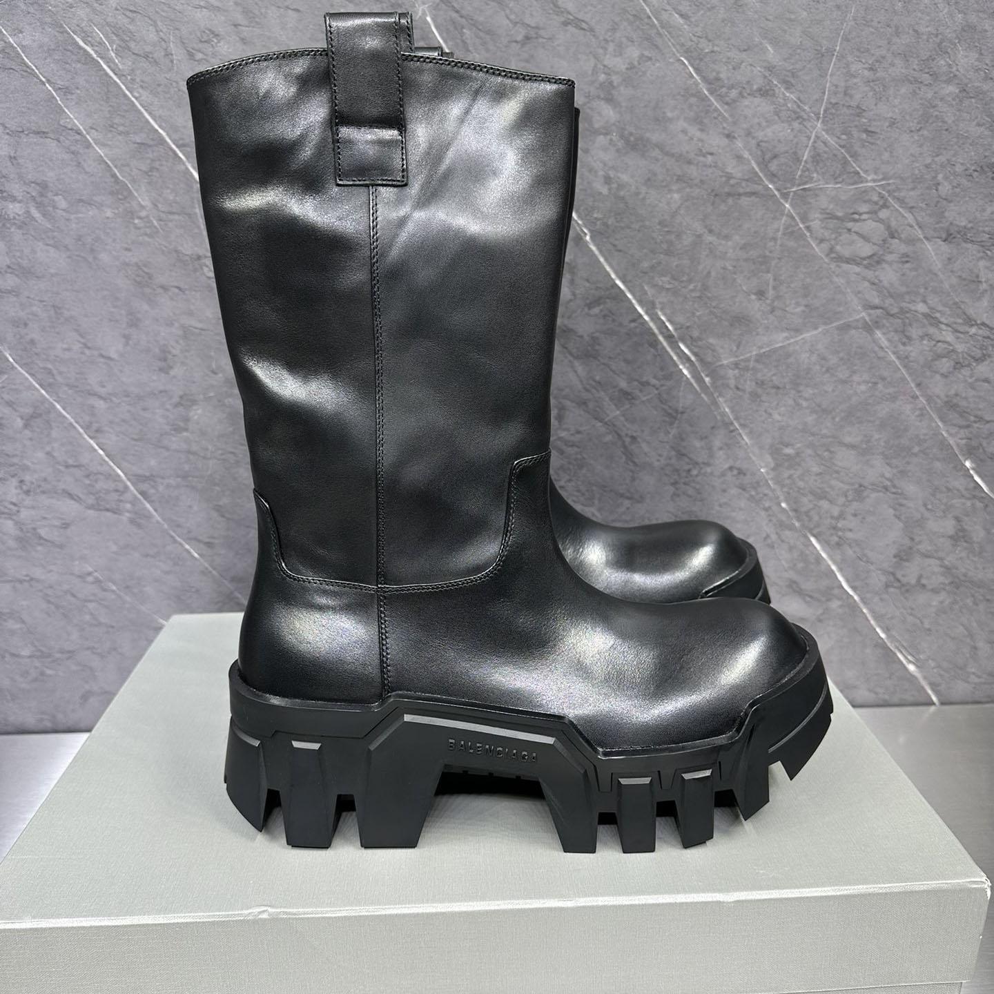 Balenciaga Bulldozer Leather Boots - DesignerGu