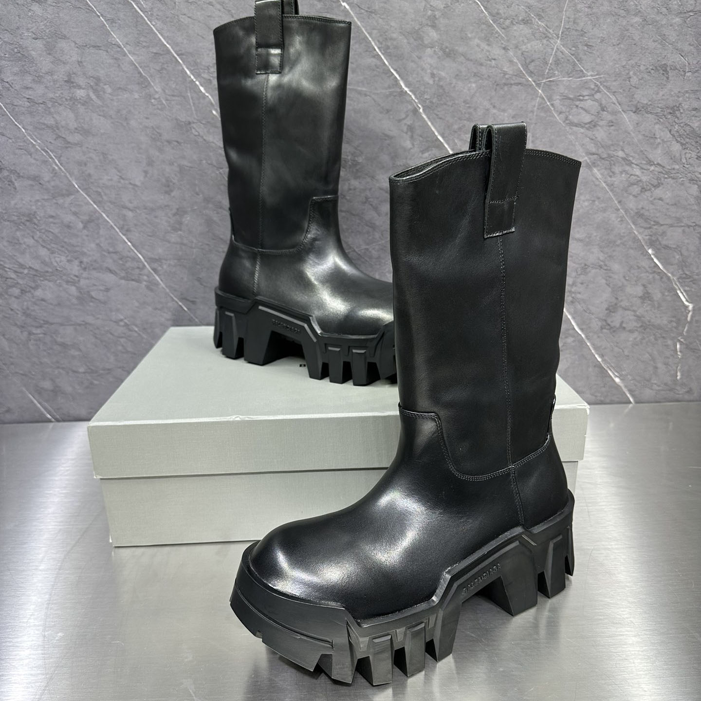 Balenciaga Bulldozer Leather Boots - DesignerGu