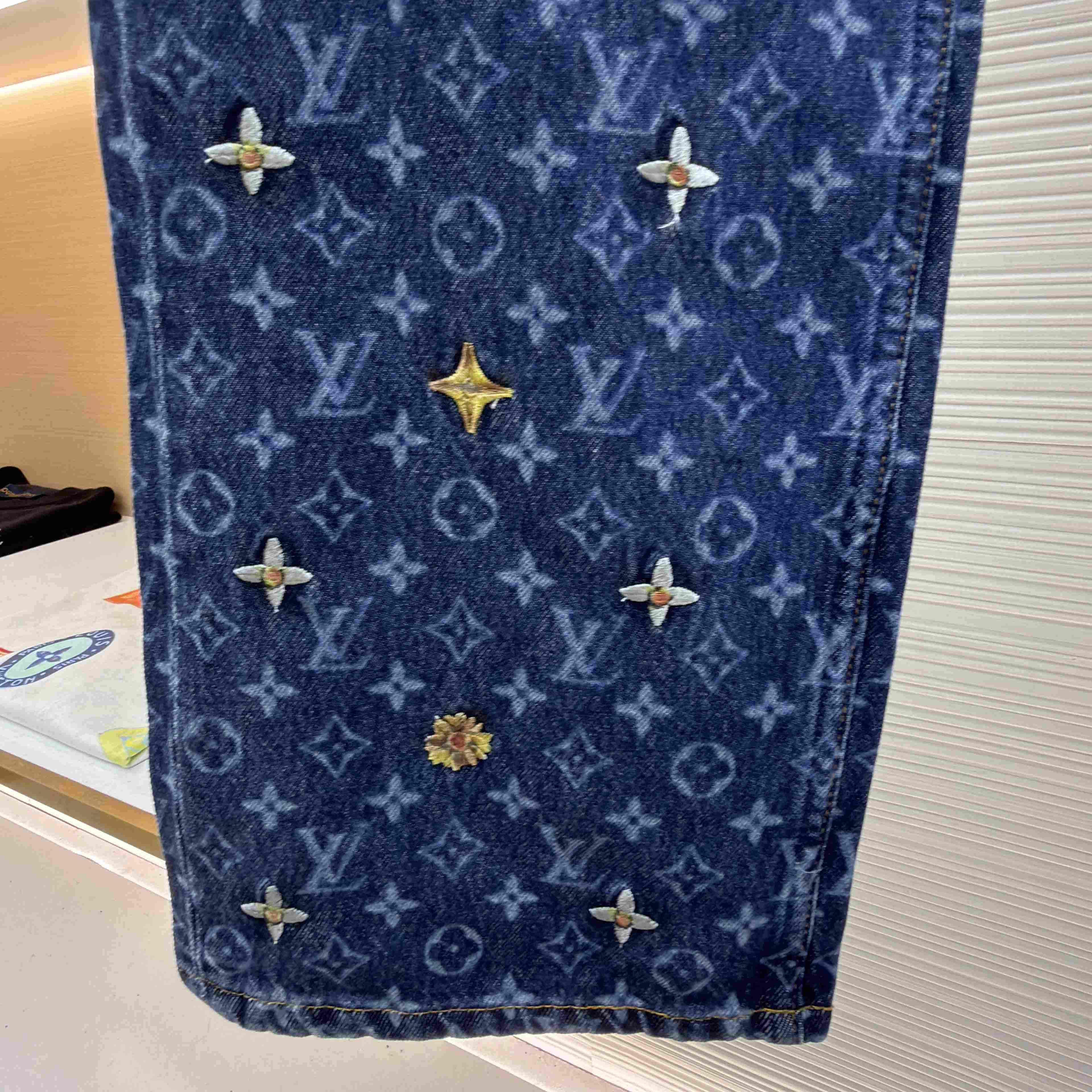 Louis Vuitton Monogram Embroidered Denim Skate Pants 1AJRNB - DesignerGu