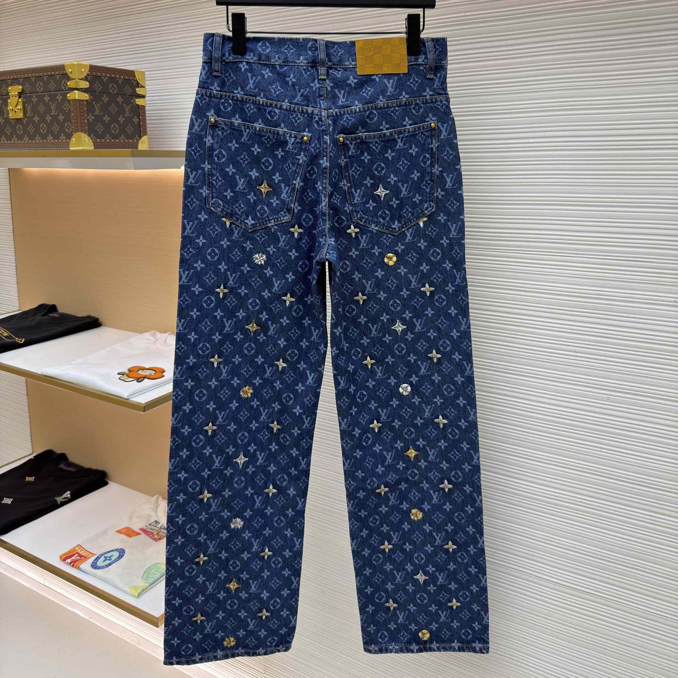 Louis Vuitton Monogram Embroidered Denim Skate Pants 1AJRNB - DesignerGu